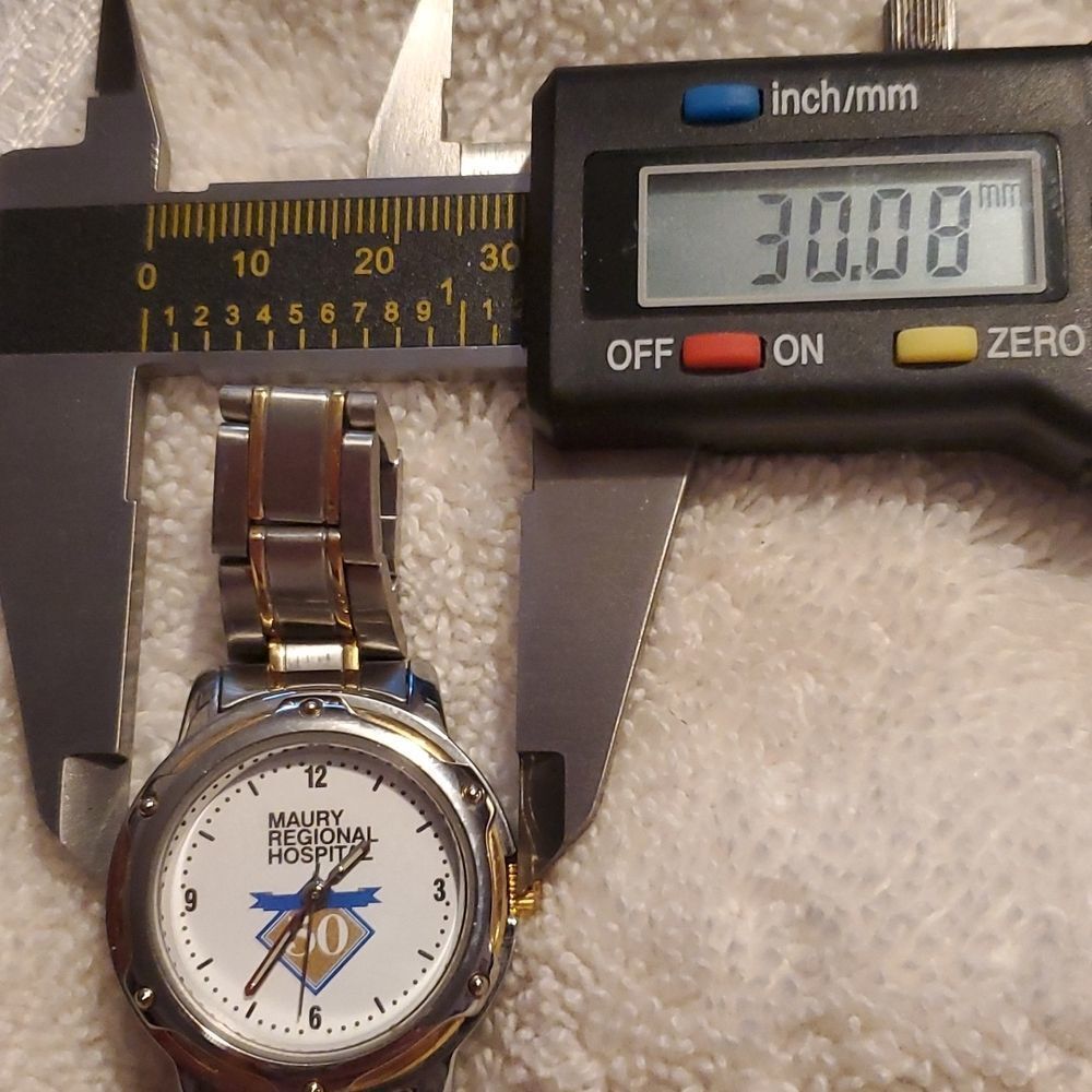 Maury Regional Hospital Logo 30mm Tomax Watch Gold & Silver Tone 12mm Metal Band - Picture 7 of 8